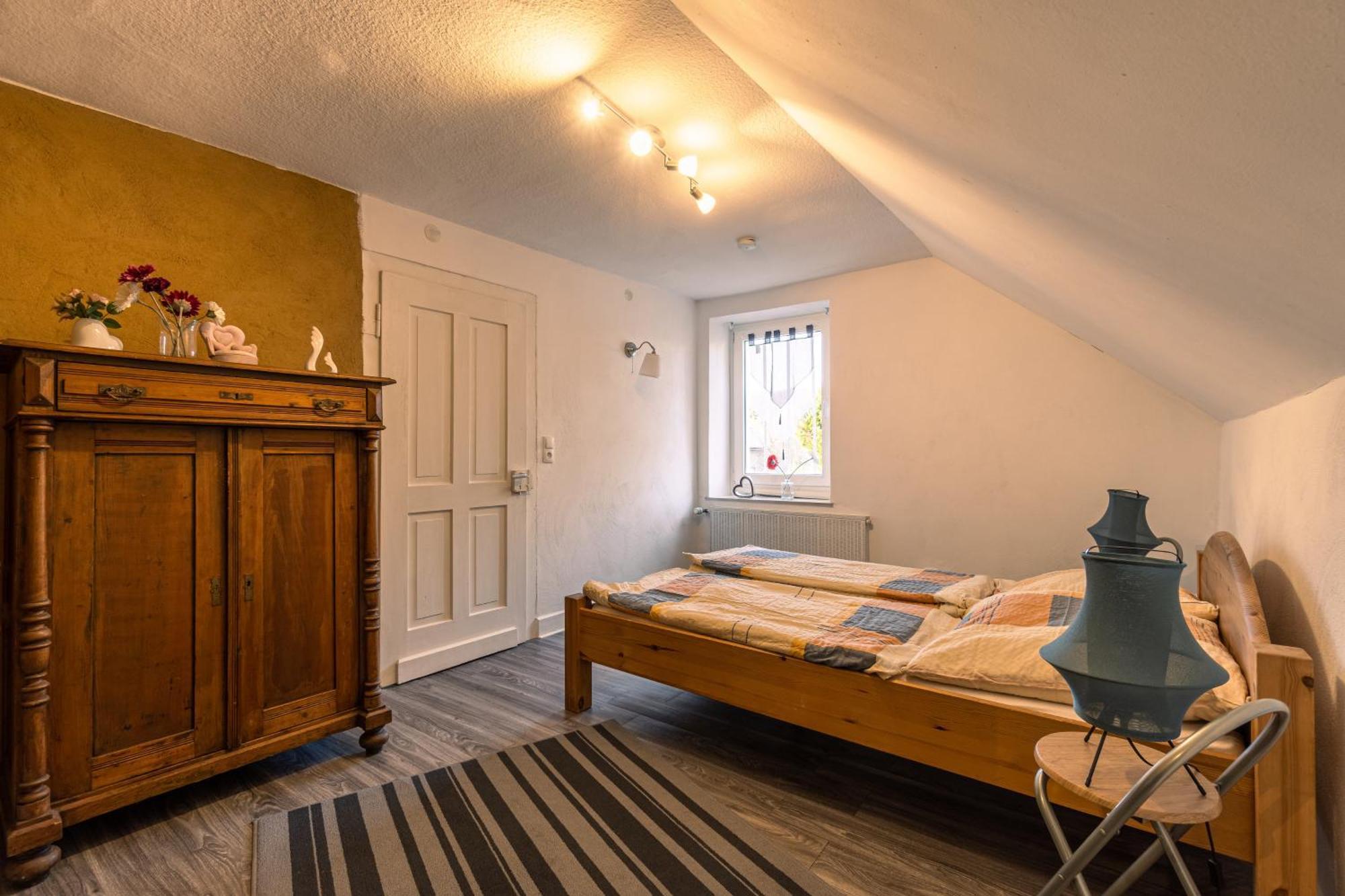 Historisches Ferienhaus "Zur Linde" Hausten Eksteriør billede